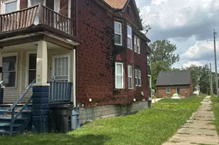 90 North Ave, Highland Park, MI 48203 - Photo 2