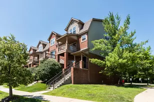 2865 Barclay Wy, Ann Arbor, MI 48105 - Photo 2
