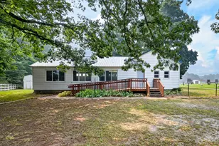 2504 Culver Rd, Battle Creek, MI 49017 - Photo 2