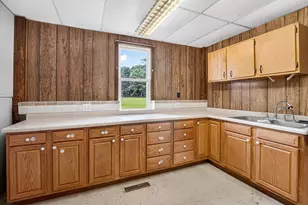 2504 Culver Rd, Battle Creek, MI 49017 - Photo 14
