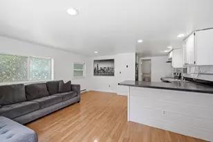 27 S Smith St, New Buffalo, MI 49117 - Photo 18