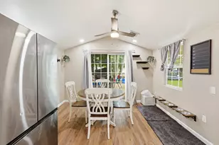 465 Green St, Constantine, MI 49042 - Photo 8