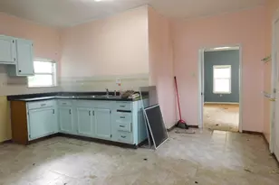 700 8th St, Three Rivers, MI 49093 - Photo 12