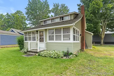 2004 Mildred Street, Crystal, MI 48818 - Photo 2