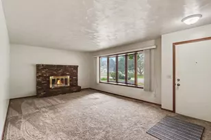 930 Piccadilly Rd, Kalamazoo, MI 49006 - Photo 4
