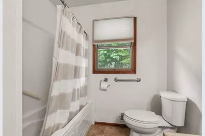 930 Piccadilly Road, Kalamazoo, MI 49006 - Photo 16
