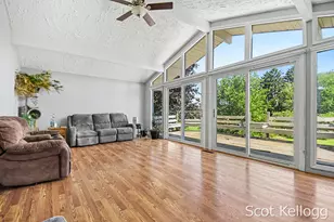 4118 16th St, Dorr, MI 49323 - Photo 2