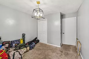 326 E Adams St, Ionia, MI 48846 - Photo 10