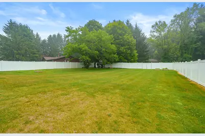5136 Lake Pines Court, Vicksburg, MI 49097 - Photo 30
