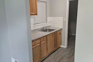 18331 Burgess, Detroit, MI 48219 - Photo 12