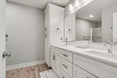 1243 S Village Circle, Kalamazoo, MI 49009 - Photo 14