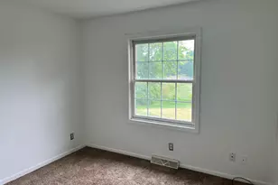 4225 Chelten Ave, Kalamazoo, MI 49006 - Photo 8