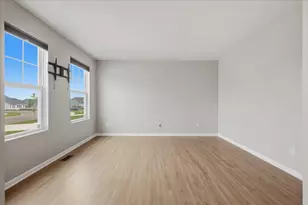 247 Sandhill Ct, White Lake, MI 48386 - Photo 16