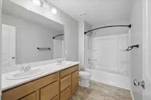 247 Sandhill Ct, White Lake, MI 48386 - Photo 36