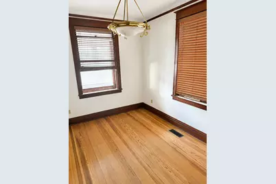 27 S Whittaker Street, New Buffalo, MI 49117 - Photo 2