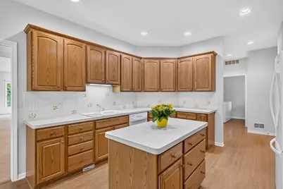 1718 Big Timber Court NE, Grand Rapids, MI 49505 - Photo 6