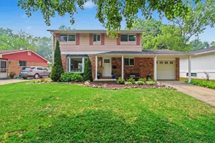 1221 Wines Dr, Ann Arbor, MI 48103 - Photo 2