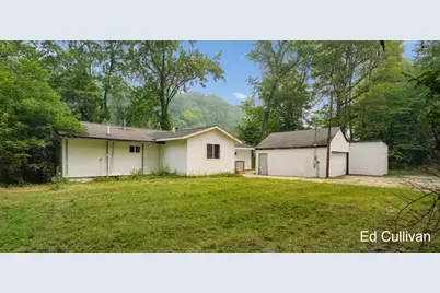 6415 W Bell Meadow Drive, Grant, MI 49327 - Photo 2