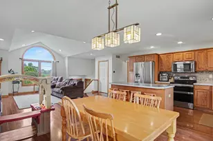 623 W 44th St, Fremont, MI 49412 - Photo 10