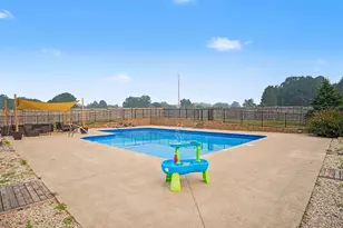 623 W 44th St, Fremont, MI 49412 - Photo 34