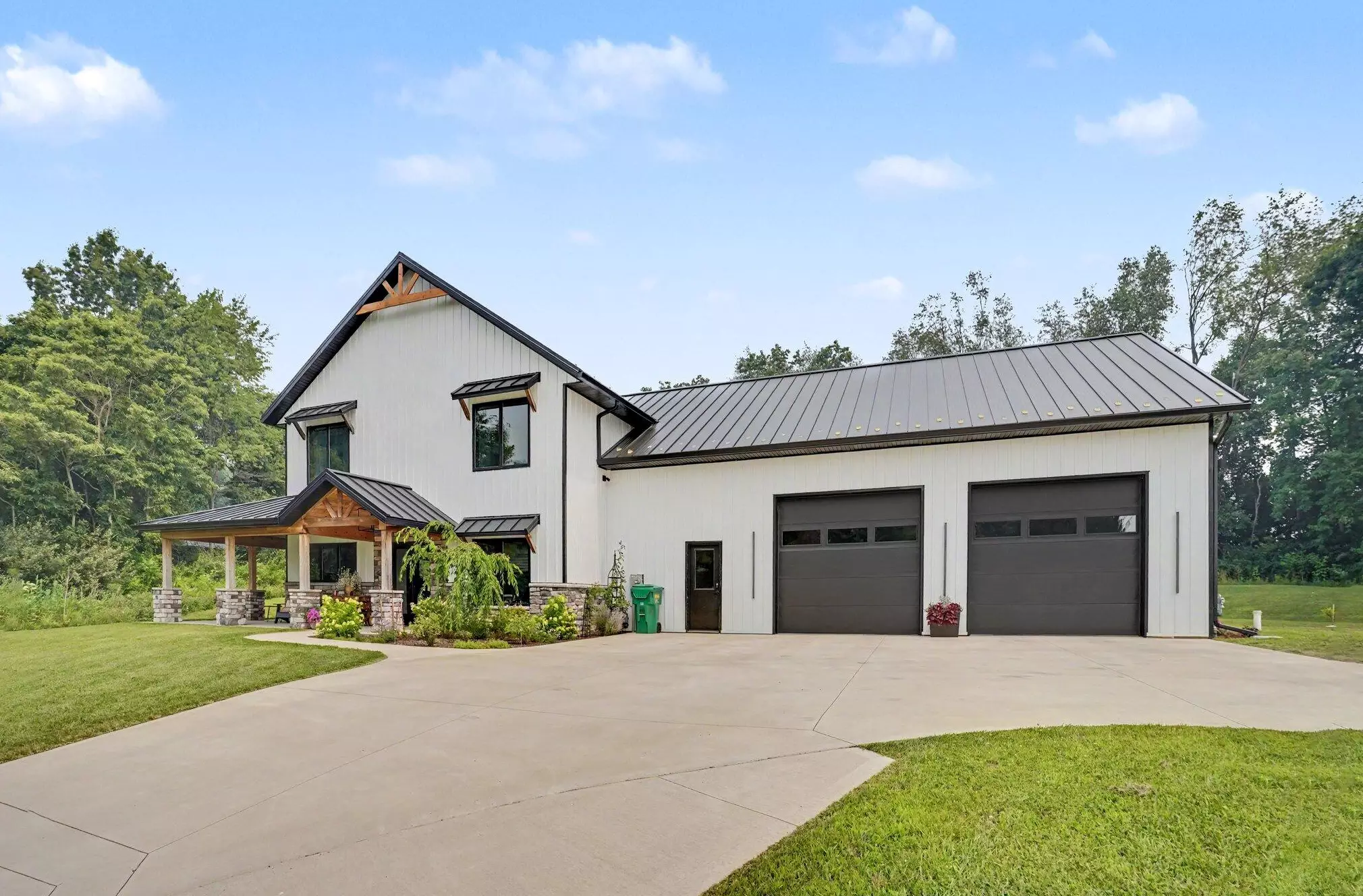66155 Evergreen Ct, Sturgis, MI 49091 - MLS 26037035 - Coldwell Banker
