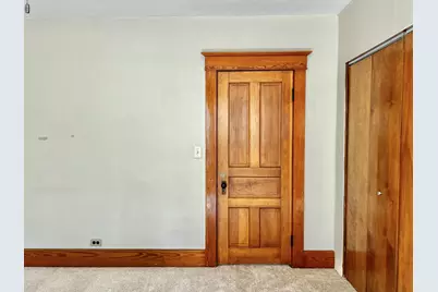 86 S Howell Street, Hillsdale, MI 49242 - Photo 32