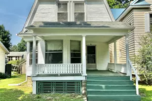 86 S Howell St, Hillsdale, MI 49242 - Photo 2