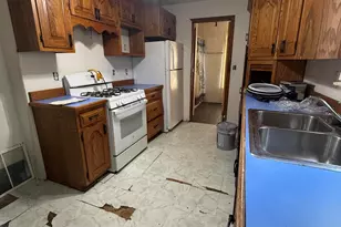93 Howder St, Hillsdale, MI 49242 - Photo 8