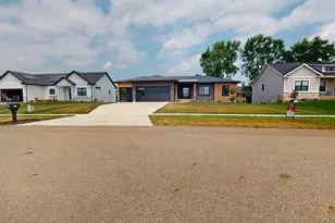 3751 Teton Dr SW, Hudsonville, MI 49426 - Photo 24