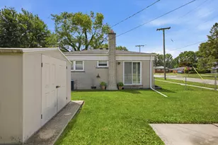 25248 Hass St, Dearborn Heights, MI 48127 - Photo 4