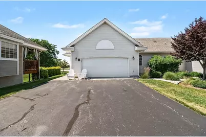 212 Lighthouse Way S, Manistee, MI 49660 - Photo 4