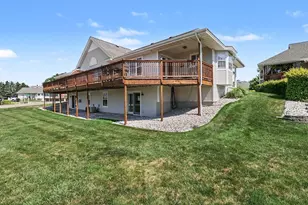 212 Lighthouse Way S, Manistee, MI 49660 - Photo 28