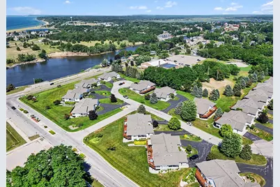 212 Lighthouse Way S, Manistee, MI 49660 - Photo 30