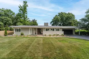 121 S Lake Doster Dr, Plainwell, MI 49080 - Photo 4