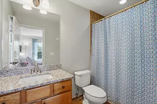 5693 Strawberry Cir, Commerce Township, MI 48382 - Photo 26
