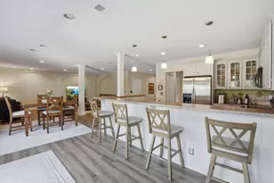 5693 Strawberry Cir, Commerce Township, MI 48382 - Photo 36
