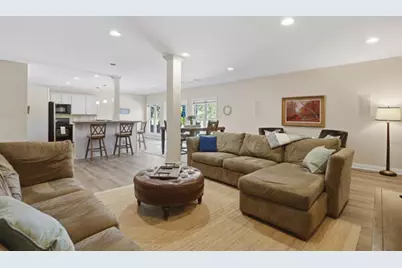 5693 Strawberry Circle, Commerce Township, MI 48382 - Photo 32