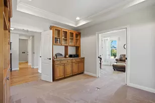 5693 Strawberry Cir, Commerce Township, MI 48382 - Photo 20