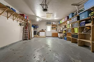 5893 Mary King Dr, Jackson, MI 49201 - Photo 20