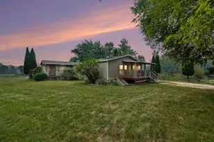 79 N 192nd Ave, Hesperia, MI 49421 - Photo 1