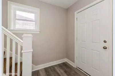 979 Lavette Avenue, Benton Harbor, MI 49022 - Photo 4