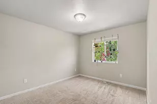 231 Station Hill St, Galesburg, MI 49053 - Photo 16