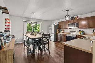 231 Station Hill St, Galesburg, MI 49053 - Photo 6