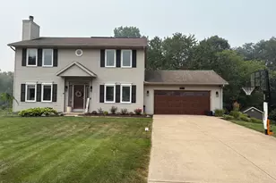 1694 Leisure Ct, Dorr, MI 49323 - Photo 2