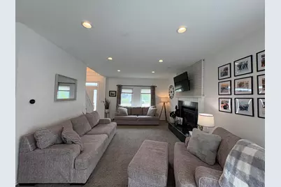 1694 Leisure Court, Dorr, MI 49323 - Photo 4
