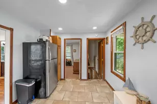 1628 Pennoyer Ave, Grand Haven, MI 49417 - Photo 14