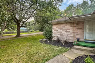 3417 Gingersnap Ln, Lansing, MI 48911 - Photo 4