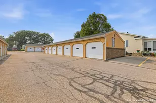 1041 Village Ln, Jenison, MI 49428 - Photo 24
