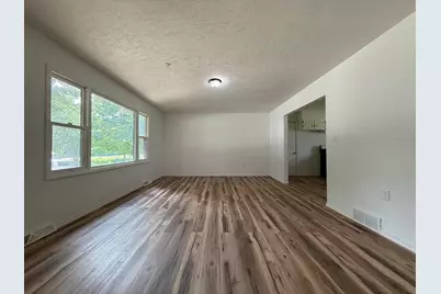 502 Clark Street, Buchanan, MI 49107 - Photo 4
