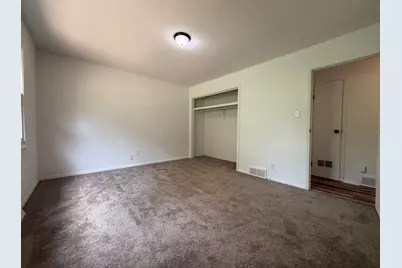 502 Clark Street, Buchanan, MI 49107 - Photo 16